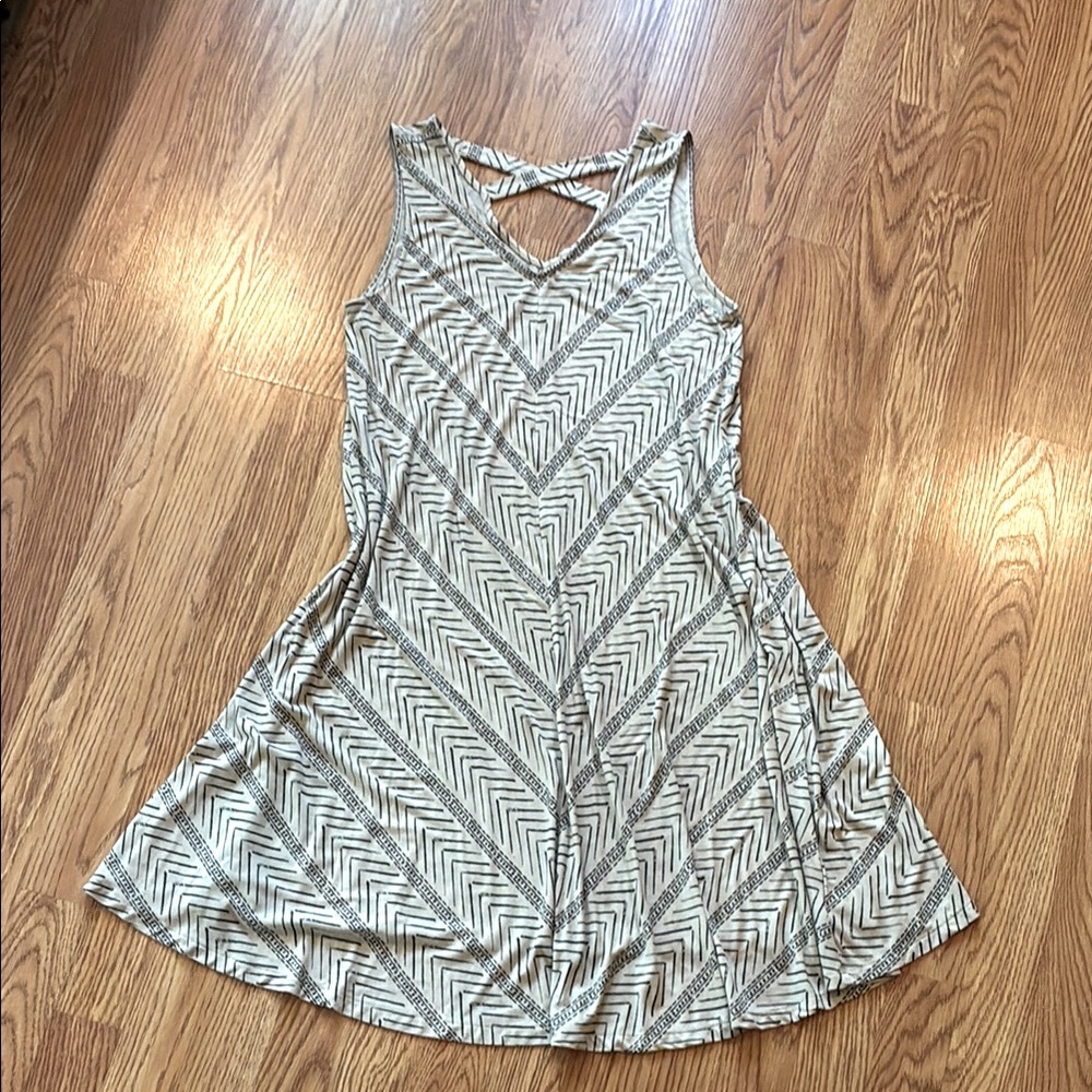 Sleeveless Chevron Print A-Line Sun Dress